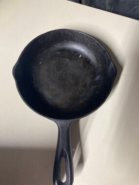 Cast Iron Skillet 6 1/2 made in Korea